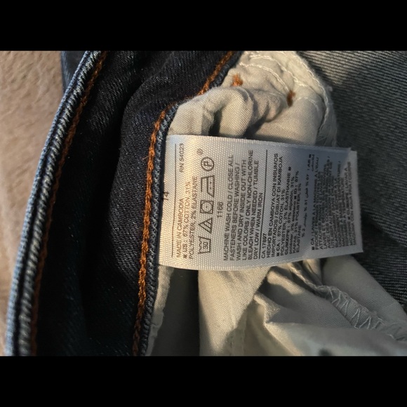 Old Navy Jeans - Picture 3 of 3